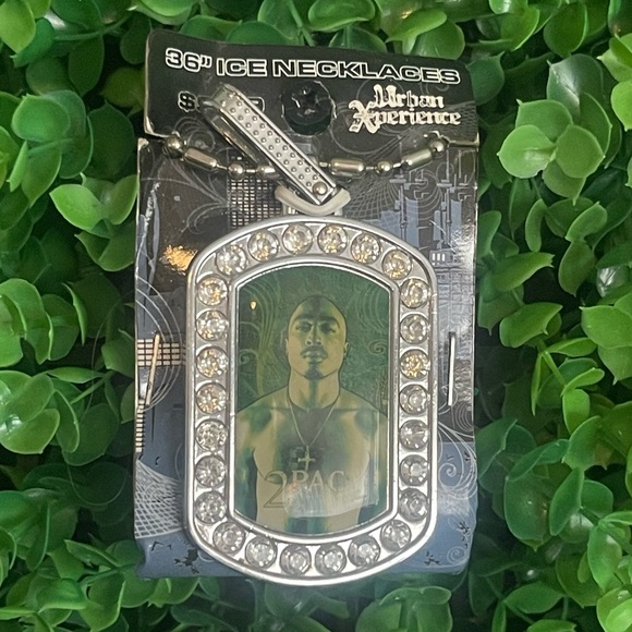 2pac Iced Out Rhinestone Dog Tag 36" Chain Necklace 2007 New - Picture 2 of 6